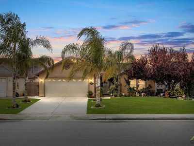 4315 Serene Oak Dr
