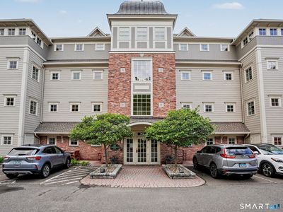 136 East Avenue #4B