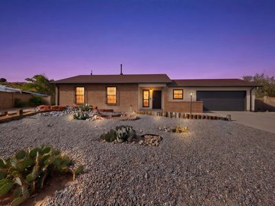 275 Moonstone Dr NE