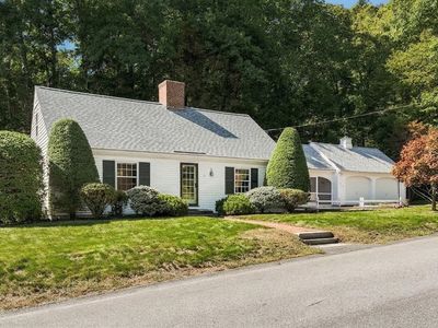 15 Pleasant View Avenue