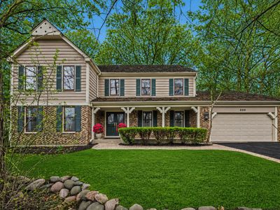 Property at 220 Dover Cir, Lincolnshire, IL