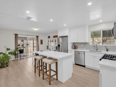 9427 Achates Cir