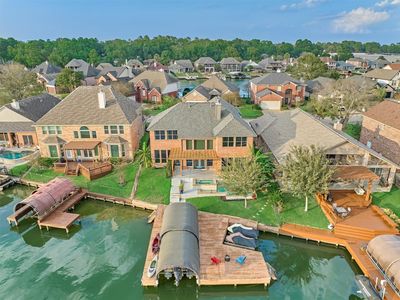 373 Bayshore Dr