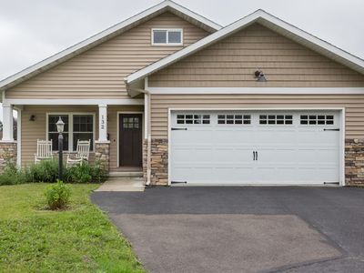 132 W McCanns Blvd