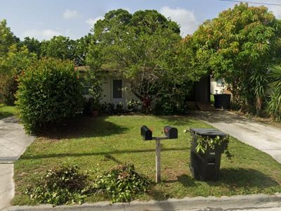 515 Palm Avenue #A&B