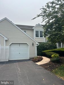 6262 Spring Knoll Dr