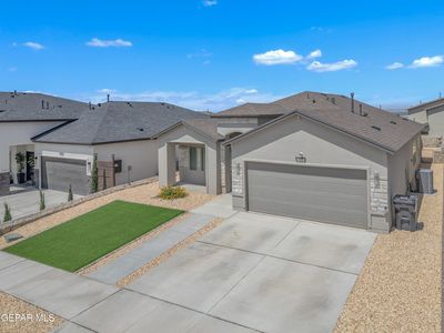 553 Oakmont Pl