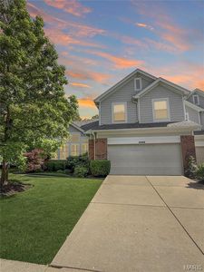 Property at 16858 Chesterfield Bluffs Cir, Chesterfield, MO