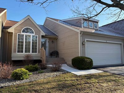8 Mallard Cove Dr E