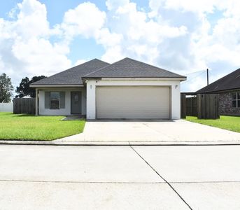 Property at 119 Darwen Dr, Raceland, LA