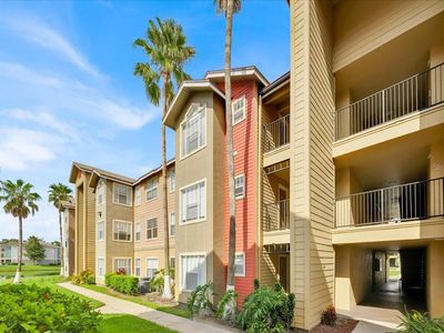 2212 GRAND CAYMAN COURT #1617