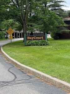 25 Baycrest Dr APT 605