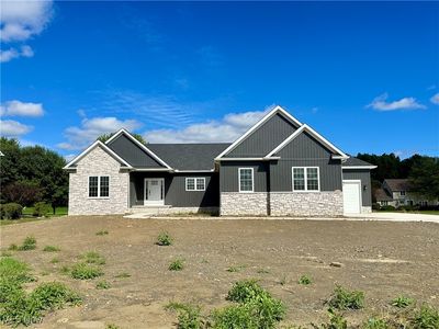 345 Oak Hollow Dr NW