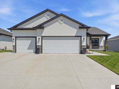 766 Panorama Dr