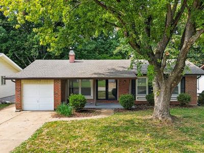 11305 Parkmont Dr