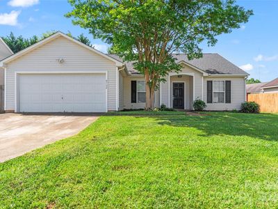 8724 Tweedsmuir Glen Ln