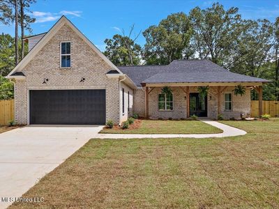 704 Sartoris Ct