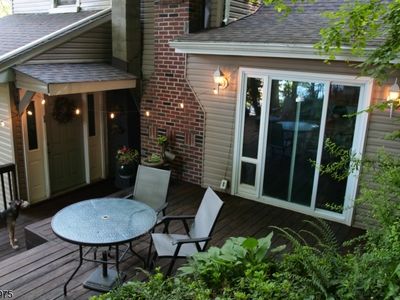 162 Lakeside Dr