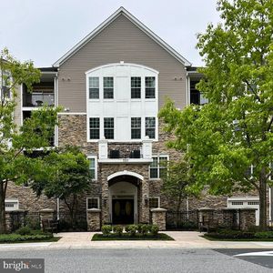 7201 Travertine Dr Unit 201