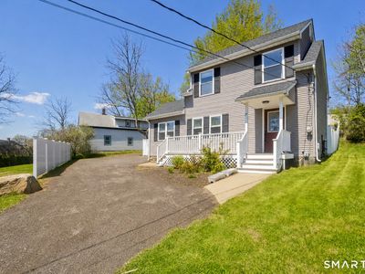 17 Center Street