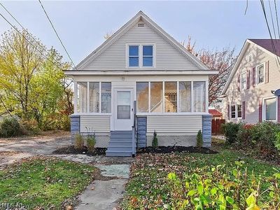 825 Michigan Ave