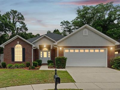 1103 Hillcrest Xing E