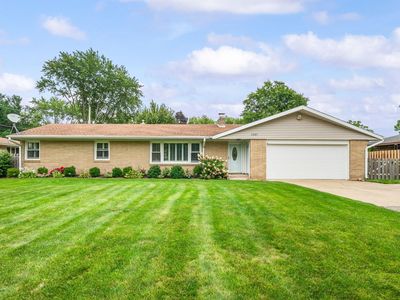 Property at 2987 E Windsor Dr, Saint Joseph, MI