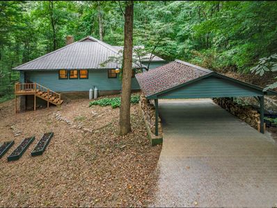1988 Hidden Hills Rd