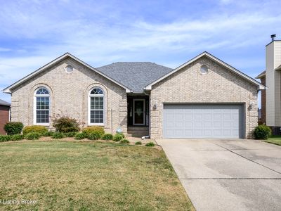 5114 Hunters Point Cir