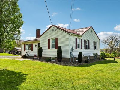 2017 Eastbrook Rd