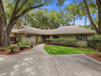 22 Doubloon Dr