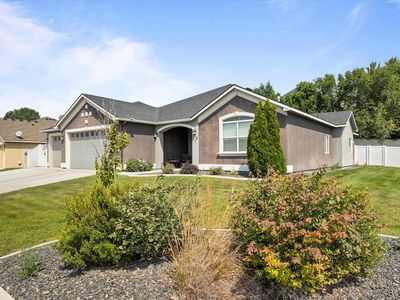 4715 Bermuda Dunes Dr