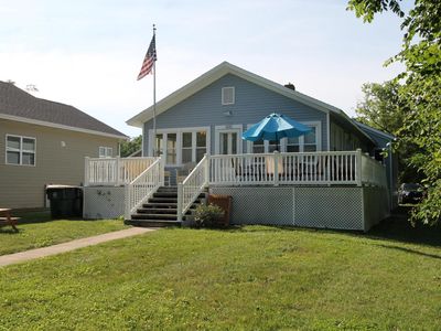 300 Knobes AVENUE
