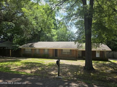 502 Lakeview Ave