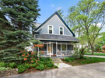 2200 Milwaukee Ave