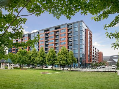 215 10th Ave S Unit 411