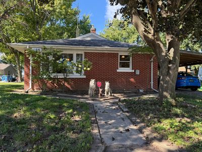 106 S Adams St