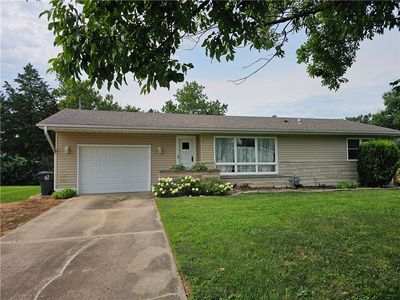 225 North Dr