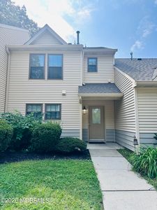 607 Bromelia Court