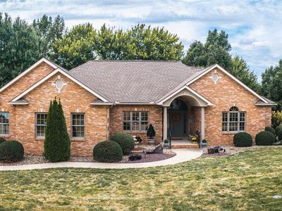 5308 Whispering Woods Dr
