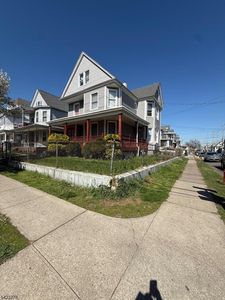 138 Hamilton Ave