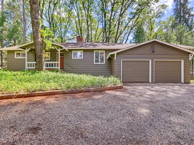 15186 Meadow Dr