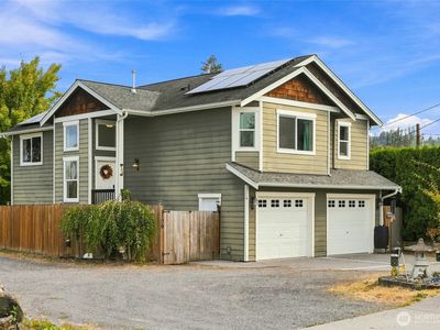 109 E Pioneer Street