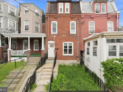 1103 W 6th St