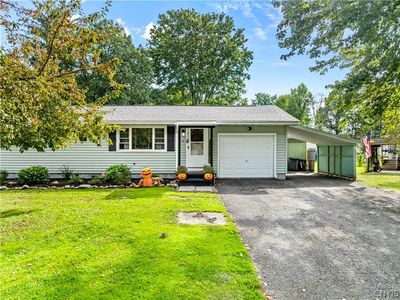 Property at 10 Ingersoll Dr, Fulton, NY
