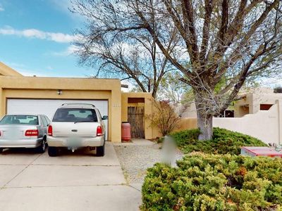 2512 Calle De Rincon Bonito