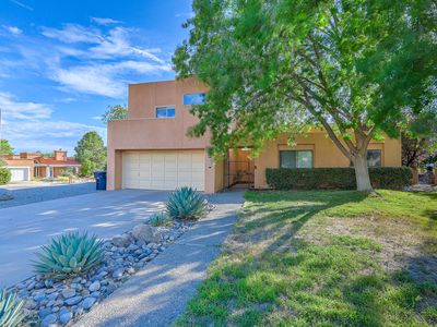 7301 Freedom Ct NE