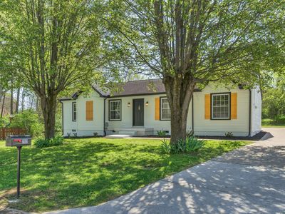 202 Timberlake Dr