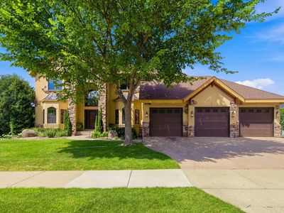 1008 Newhall Dr