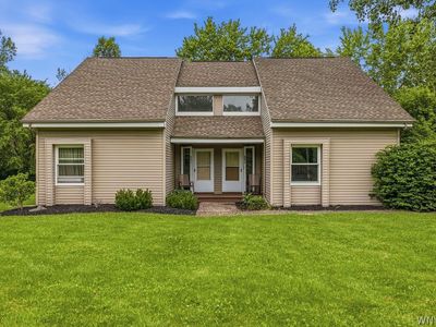 Property at 881-883 Pletcher Rd, Youngstown, NY